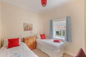 Photo 11- click for photo gallery